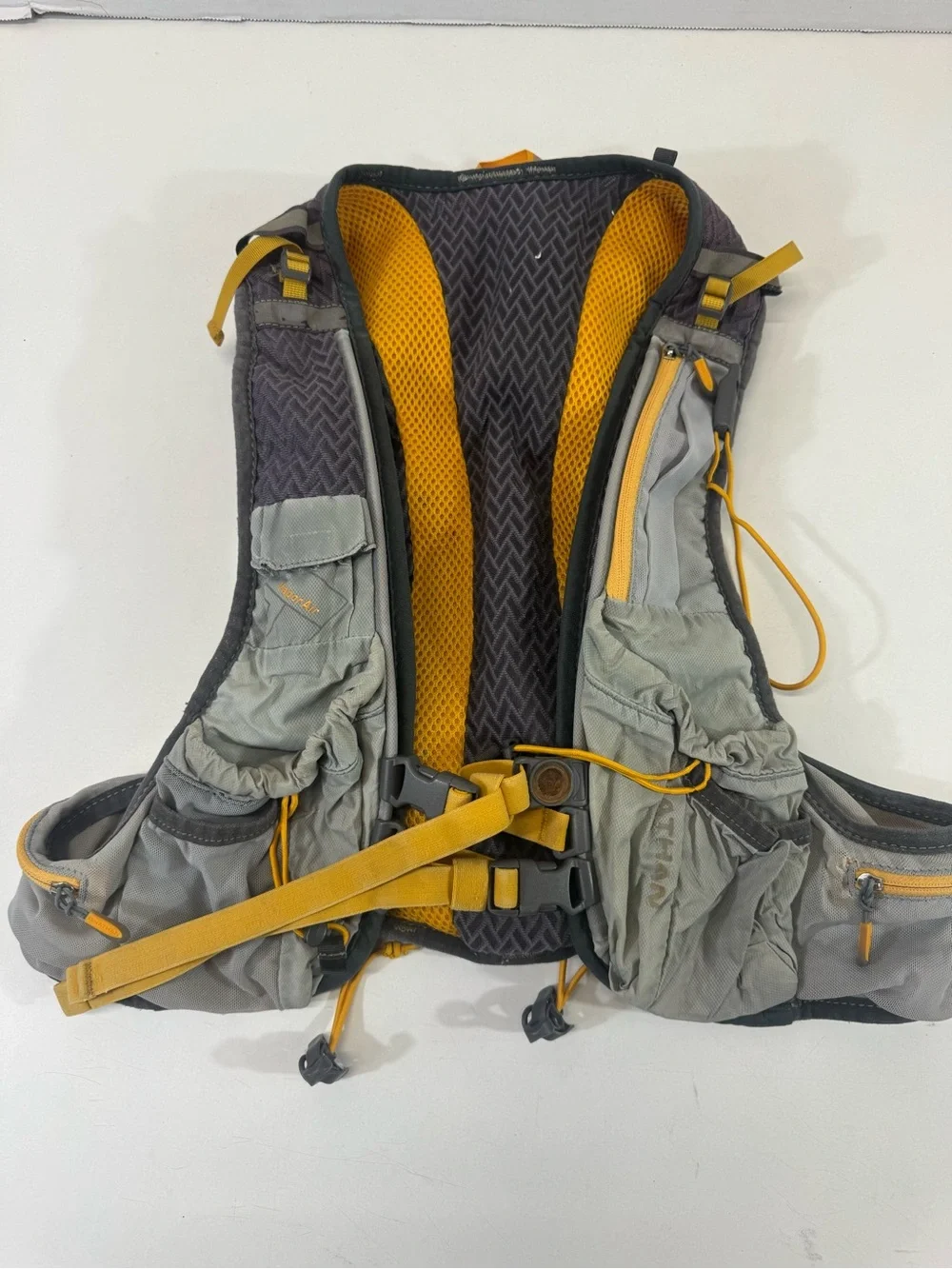 Nathan ultra light vapor air Men's Running hydration Vest Backpack